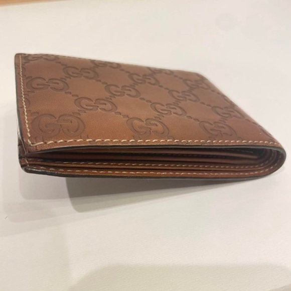 Authentic Gucci GG Leather Wallet - Picture 2 of 7
